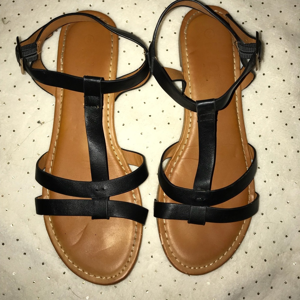 Rouge Helium Open Toe Sandals